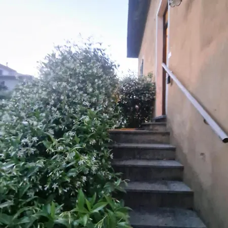 Вилла Con Giardino Privato